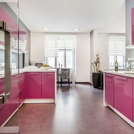 Bubenikova Apartment *